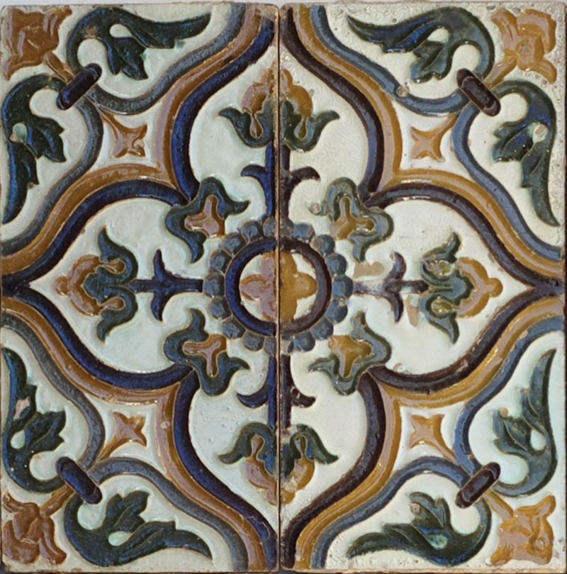 Azulejos técnica de “Arista” siglo XIX, Triana (Sevilla). - vista 2