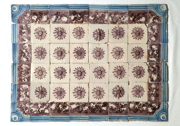Panel de azulejos decorados a pincel del siglo XVIII, Portugal