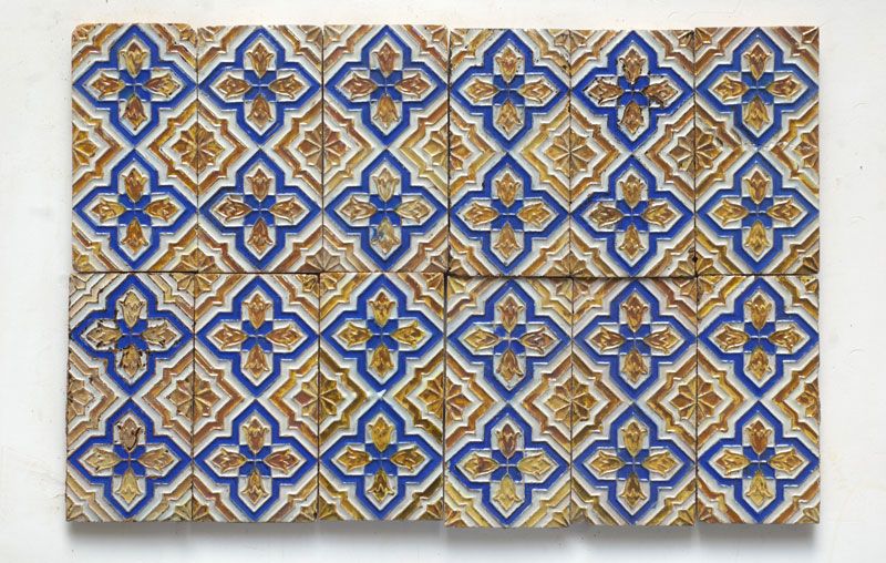 Azulejos dorados, tecnica de "Arista" s.XIX Triana (Sevilla). - vista 9
