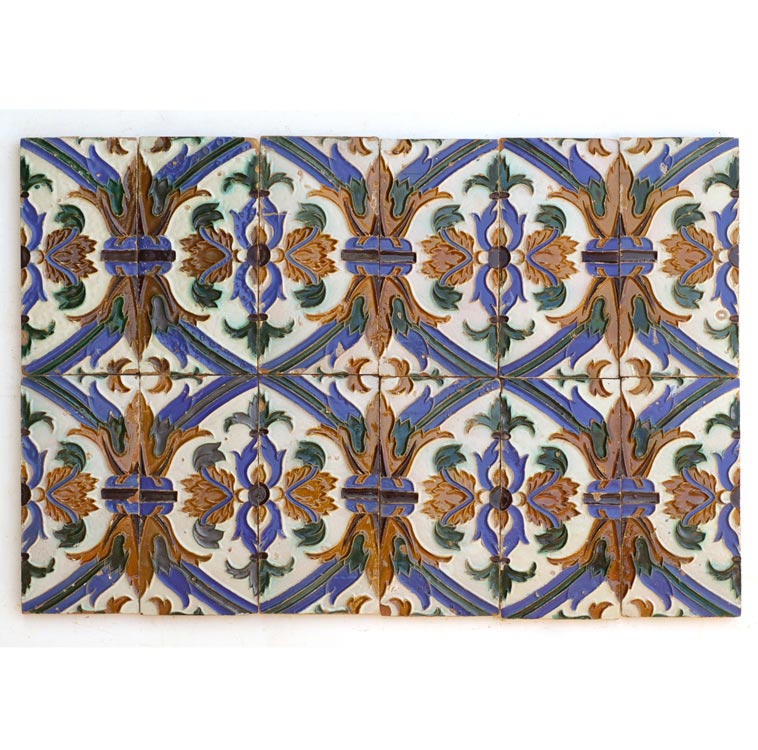 Azulejos tecnica de “Arista”, siglo XIX, Triana (Sevilla).