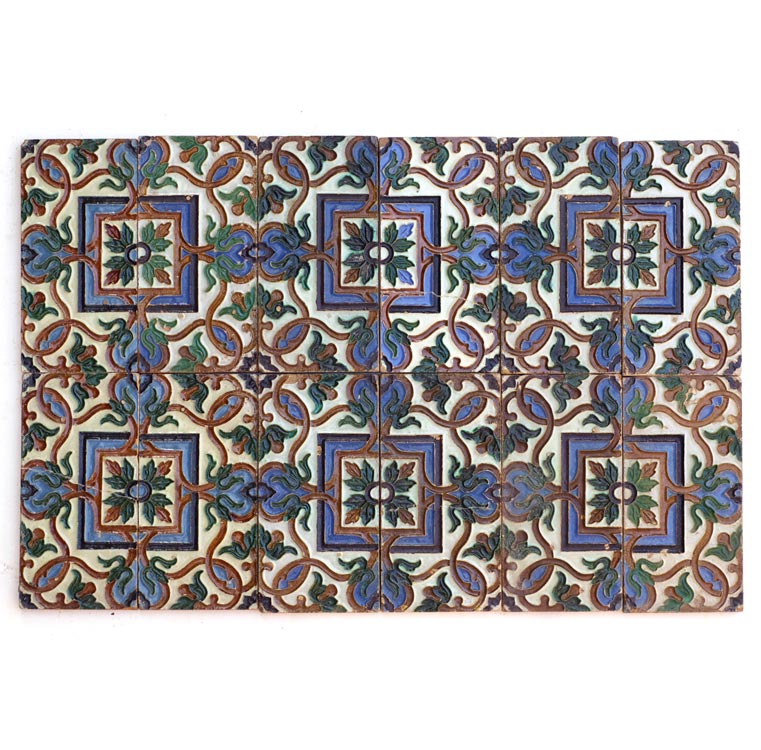 Azulejos técnica de "Arista", siglo XIX, Triana (Sevilla).